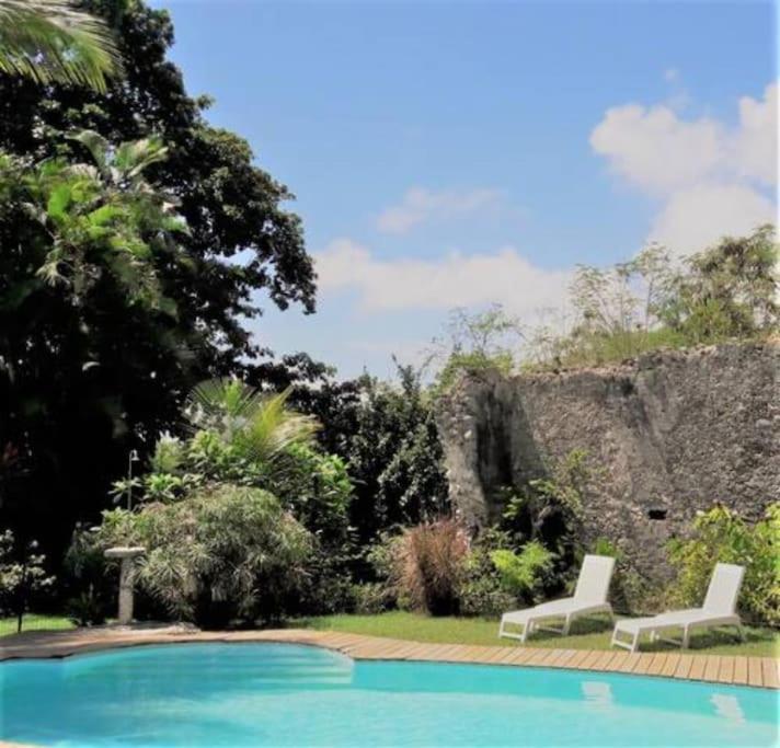 - Piscine La Bel